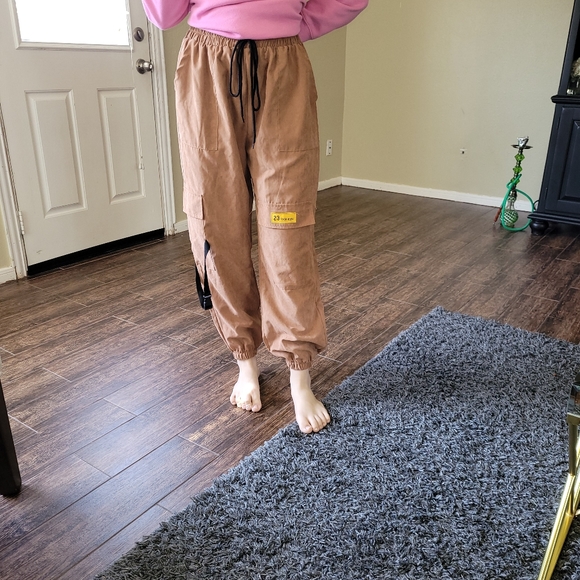 Woman pant - Picture 8 of 10